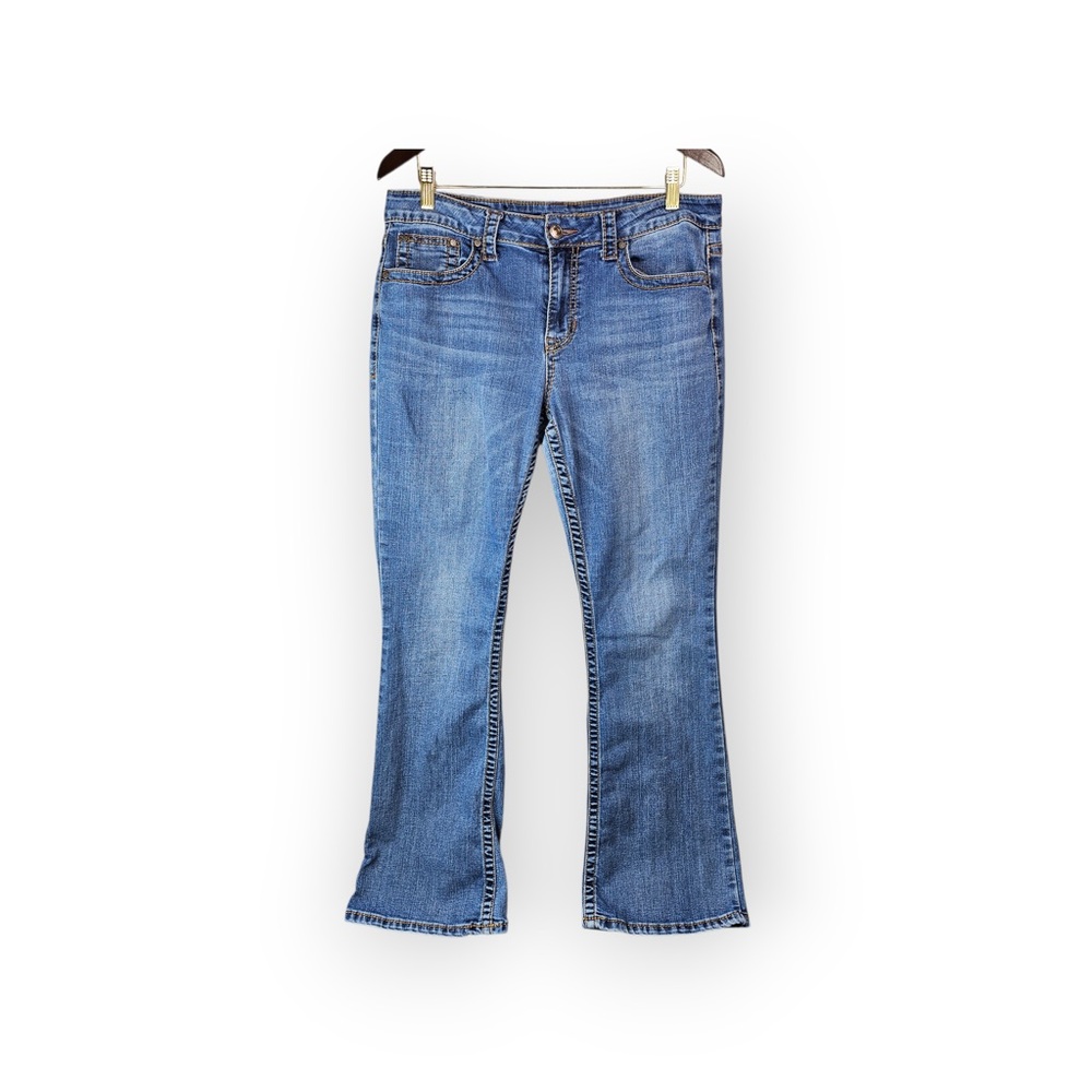 Shyanne Aztec Print Pocket Mid-Rise Flare Jeans - Picture 2 of 8